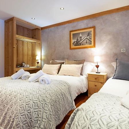 Yeti Lodge Rooms อาร์ฌองติแยร์ ภายนอก รูปภาพ