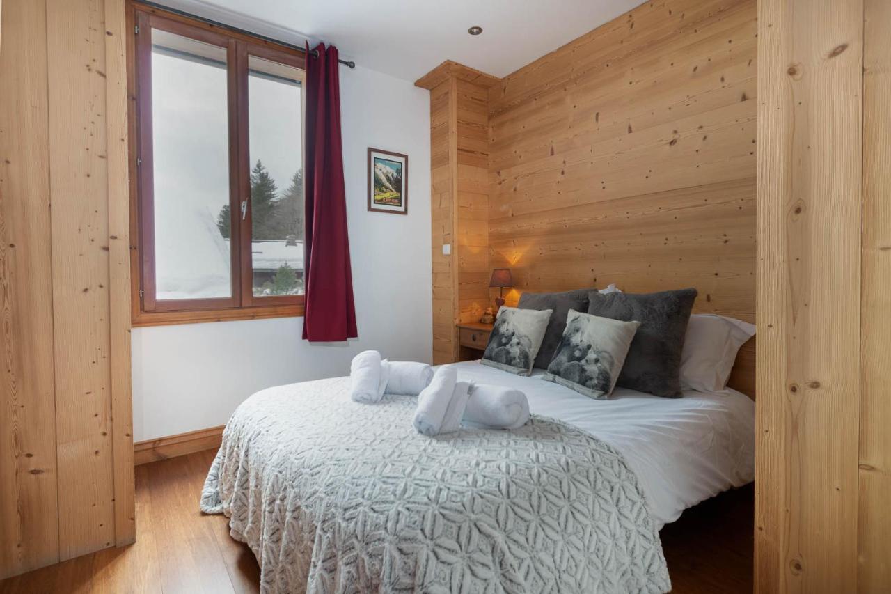 Yeti Lodge Rooms อาร์ฌองติแยร์ ภายนอก รูปภาพ