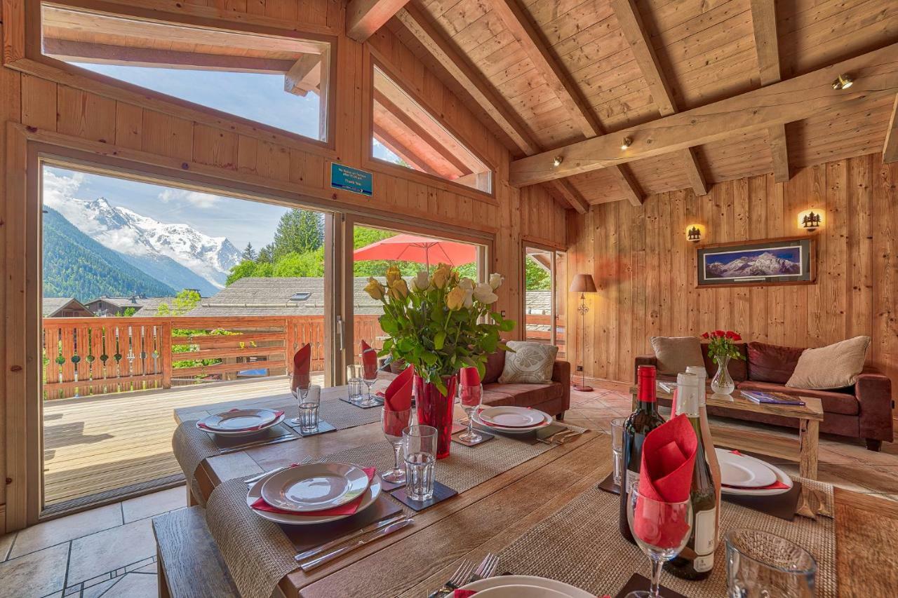 Yeti Lodge Rooms อาร์ฌองติแยร์ ภายนอก รูปภาพ