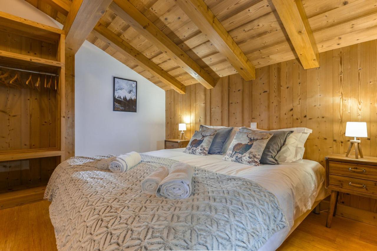 Yeti Lodge Rooms อาร์ฌองติแยร์ ภายนอก รูปภาพ