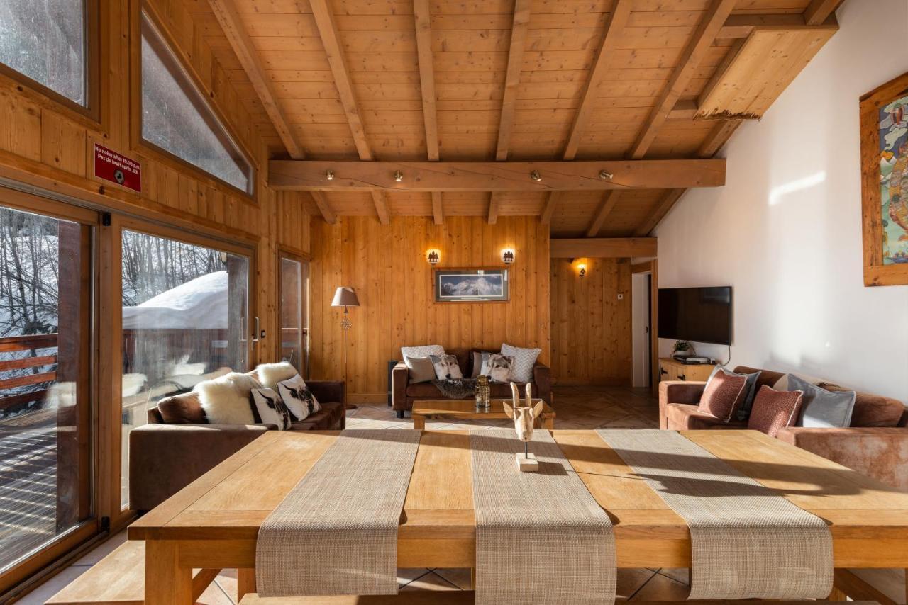 Yeti Lodge Rooms อาร์ฌองติแยร์ ภายนอก รูปภาพ